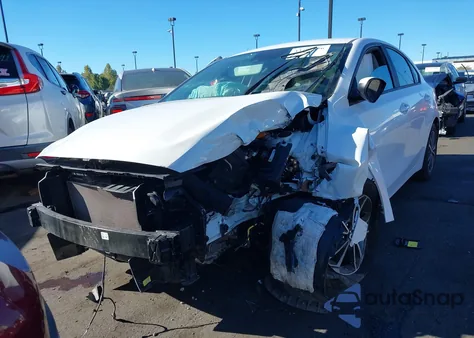 2022 Kia Forte Lxs из США, поврежденный, VIN 3KPF24AD8NE474371